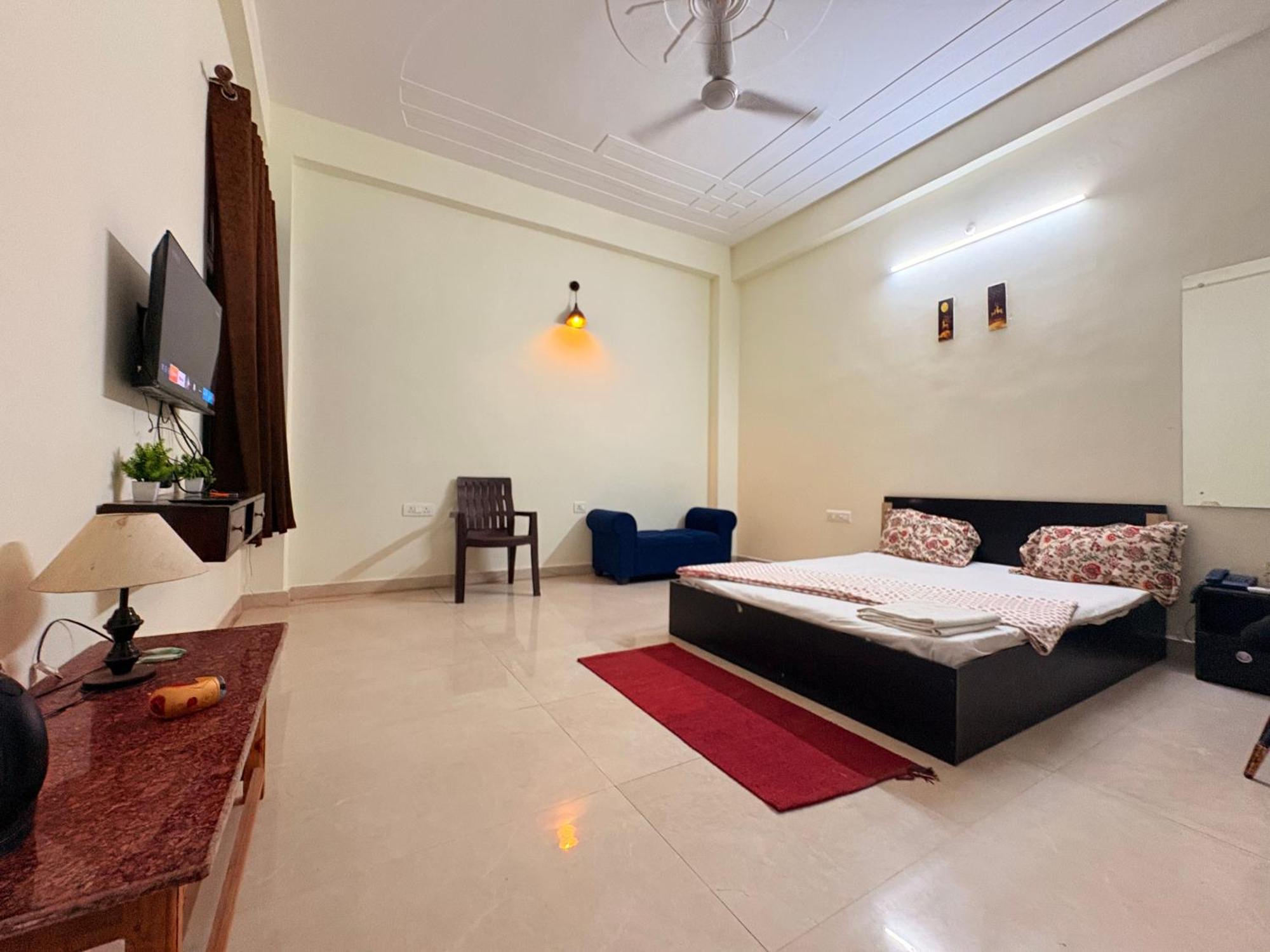 Atulyam Stays Sushant Golf City Lucknow Exterior foto