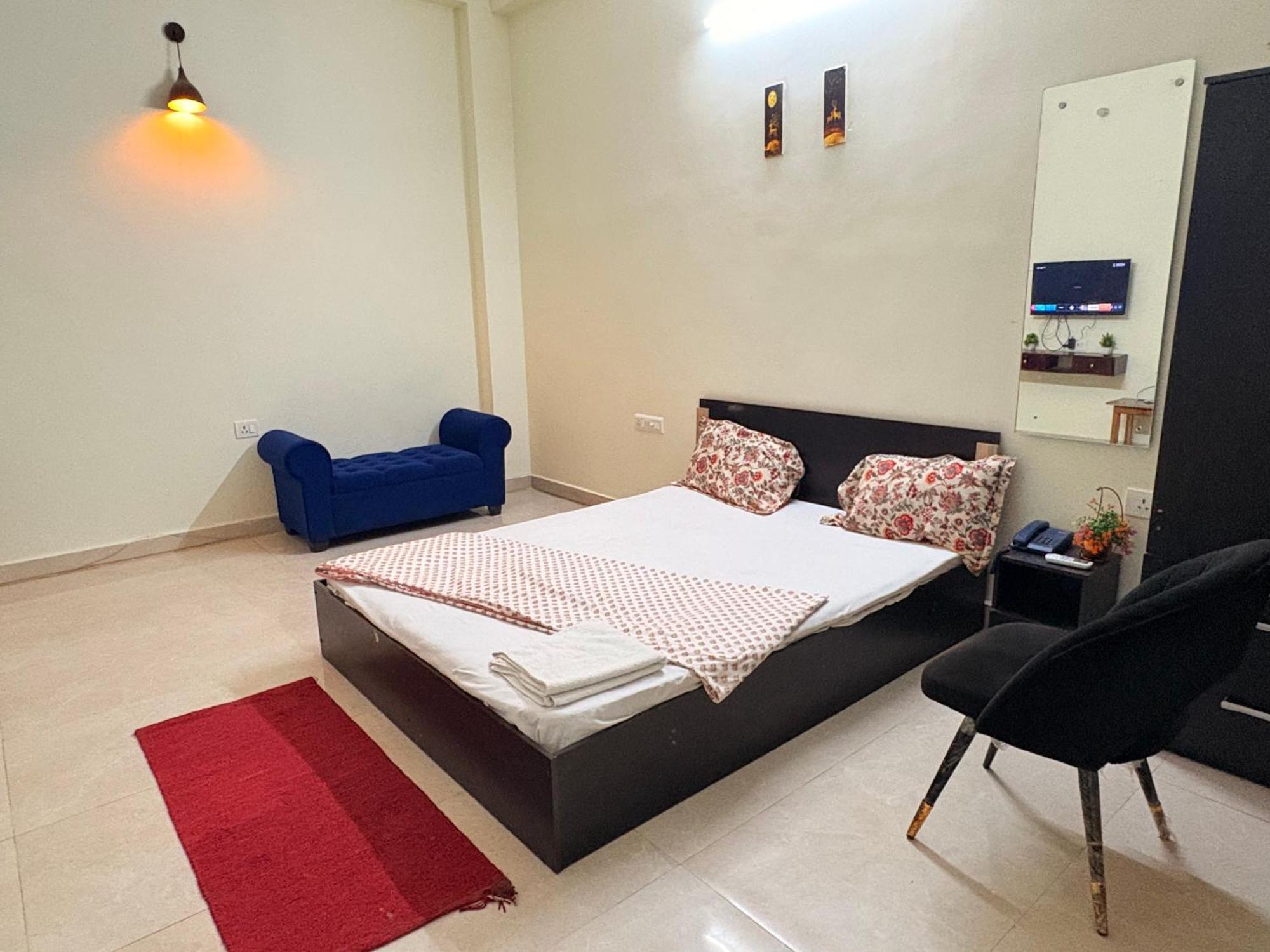 Atulyam Stays Sushant Golf City Lucknow Exterior foto